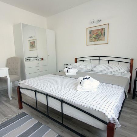 Apartment Dea Stobrec Luaran gambar