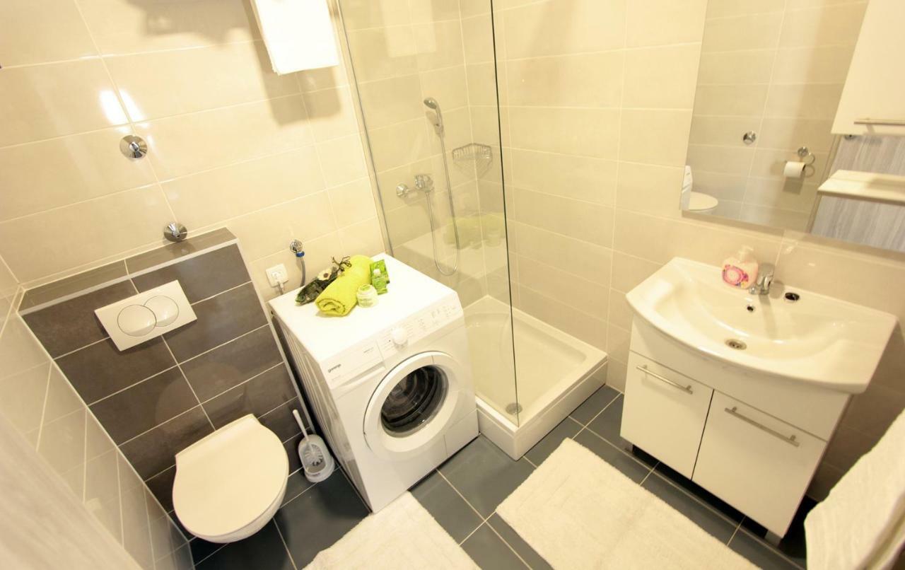 Apartment Dea Stobrec Luaran gambar
