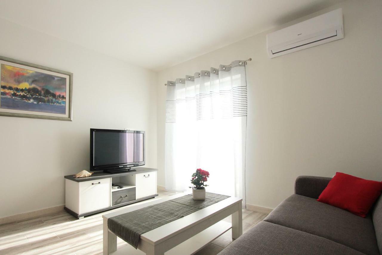 Apartment Dea Stobrec Luaran gambar